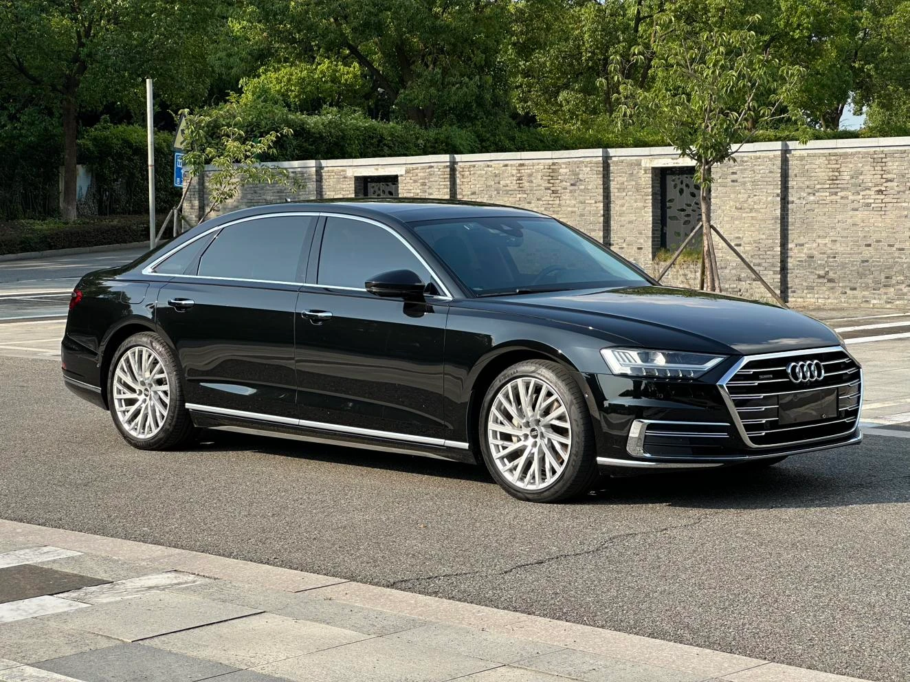 Audi A8 50 TFSI quattro - exterior