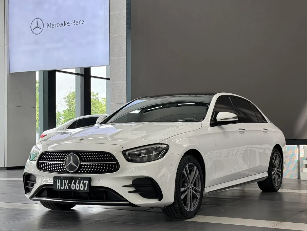 Mercedes-Benz E-Class E 260 L Sport - exterior