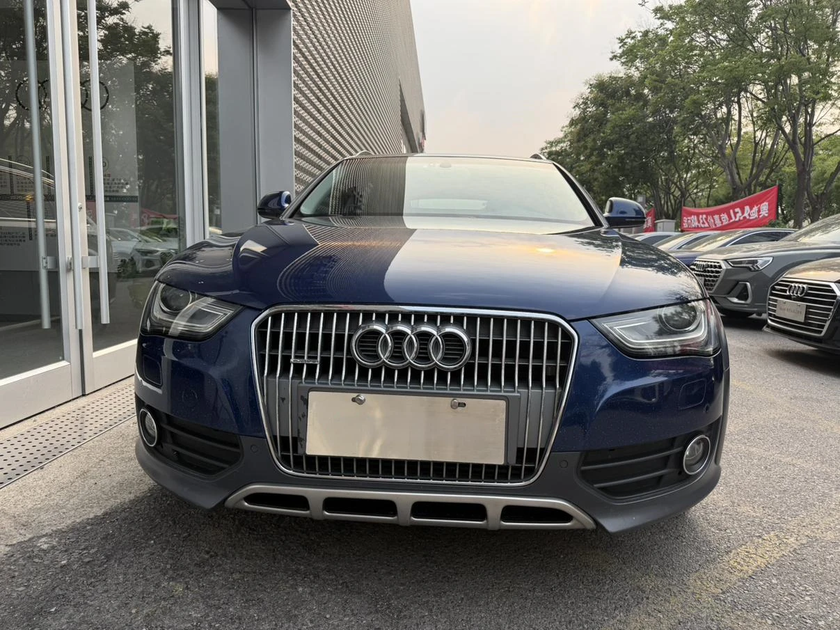 Audi A4 40 TFSI allroad quattro - exterior