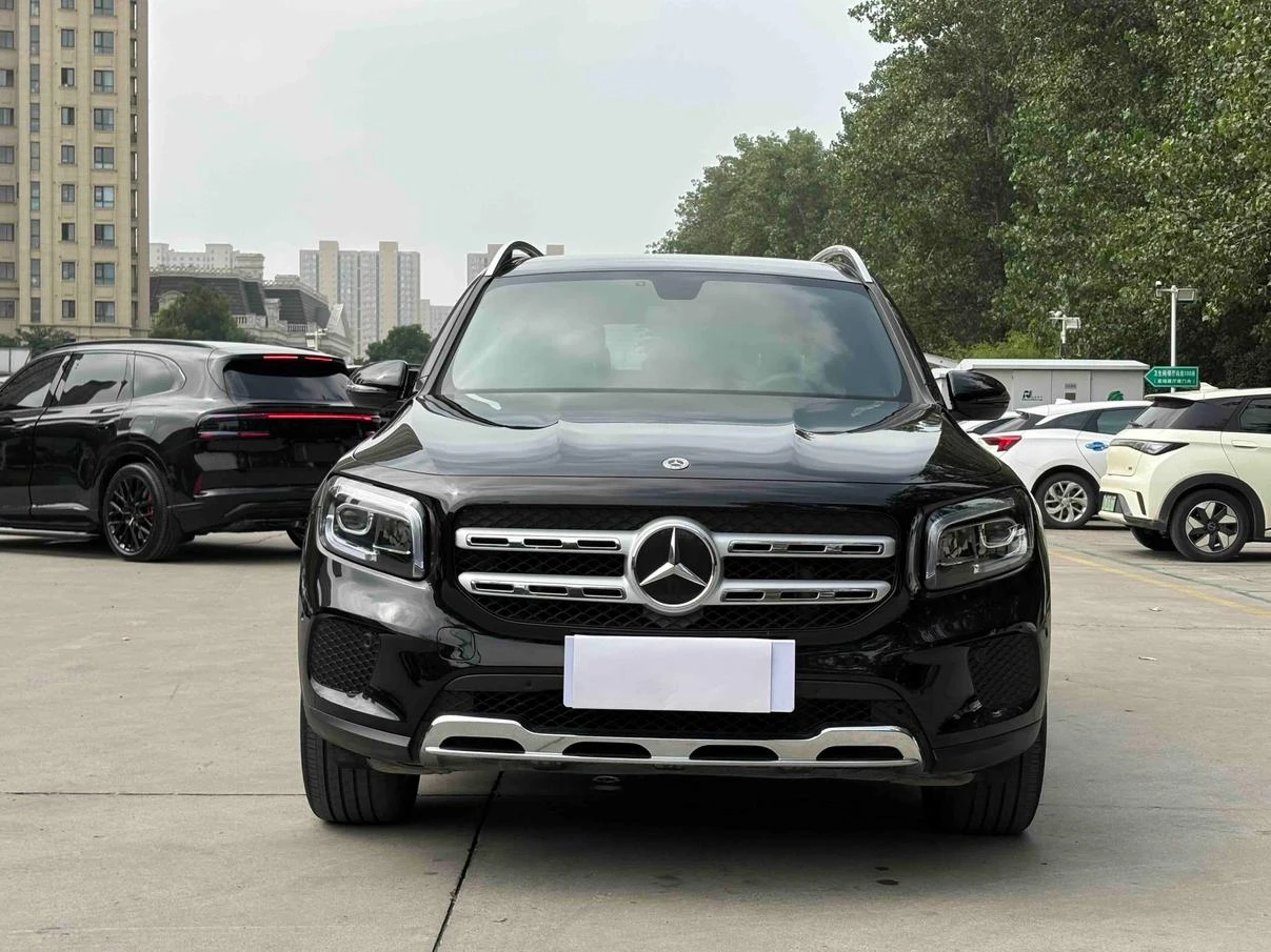 Mercedes-Benz GLB GLB220 - exterior
