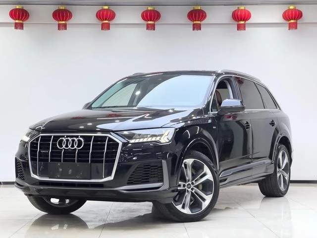 Audi Q7 55 TFSI Sport Trim