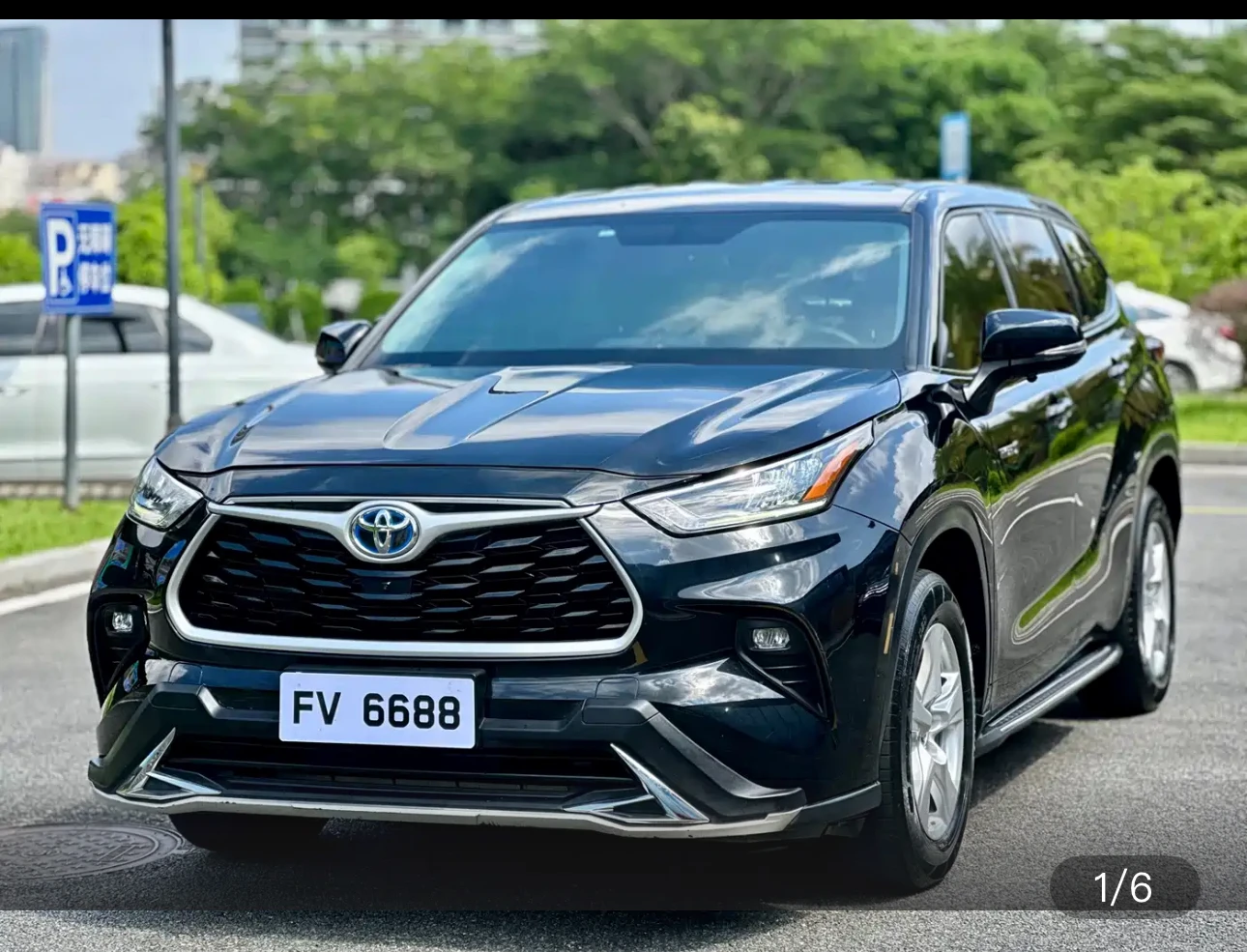 Toyota Highlander Hybrid AWD Elite