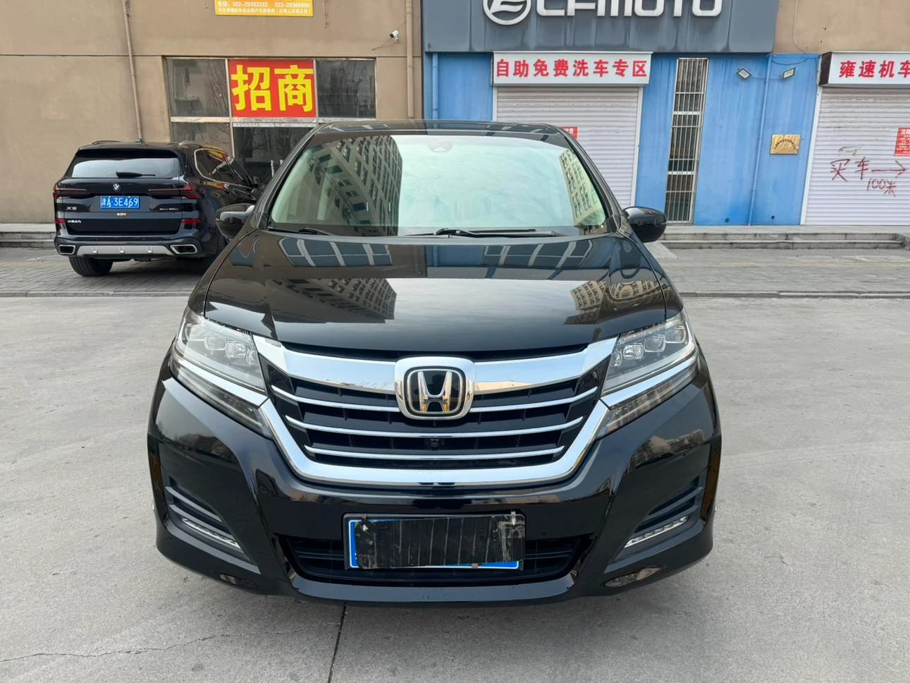 Honda Elysion Premium Edition - exterior