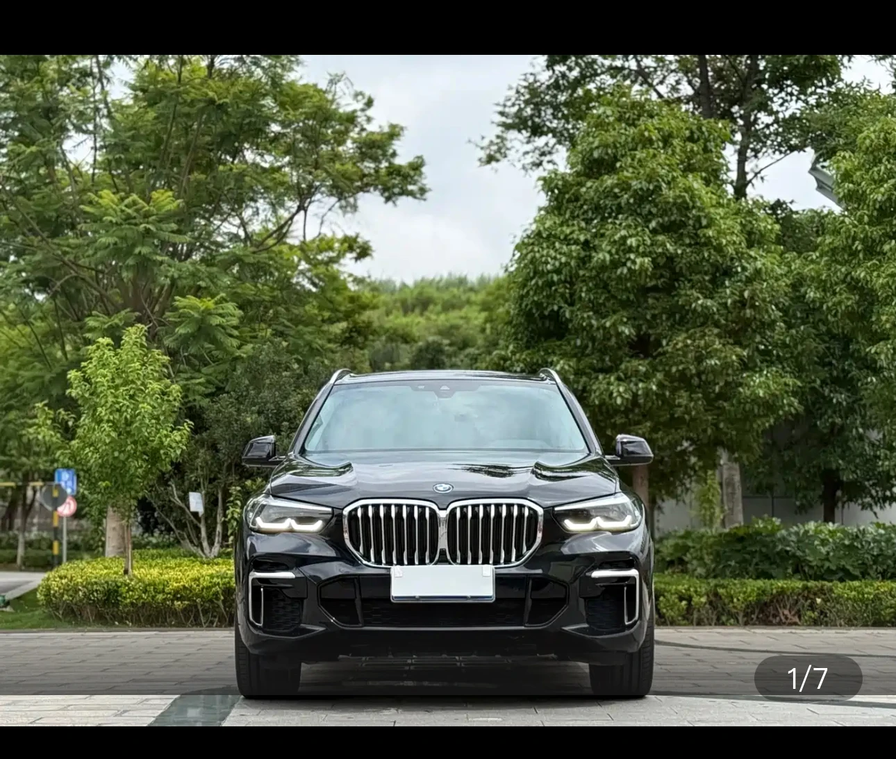 BMW X5 M Sport Package - exterior