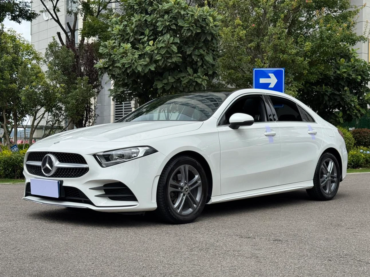 Mercedes-Benz A-Class A180L Sport Edition
