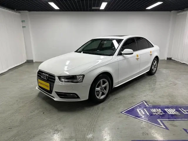 Audi A4L 35 TFSI 
