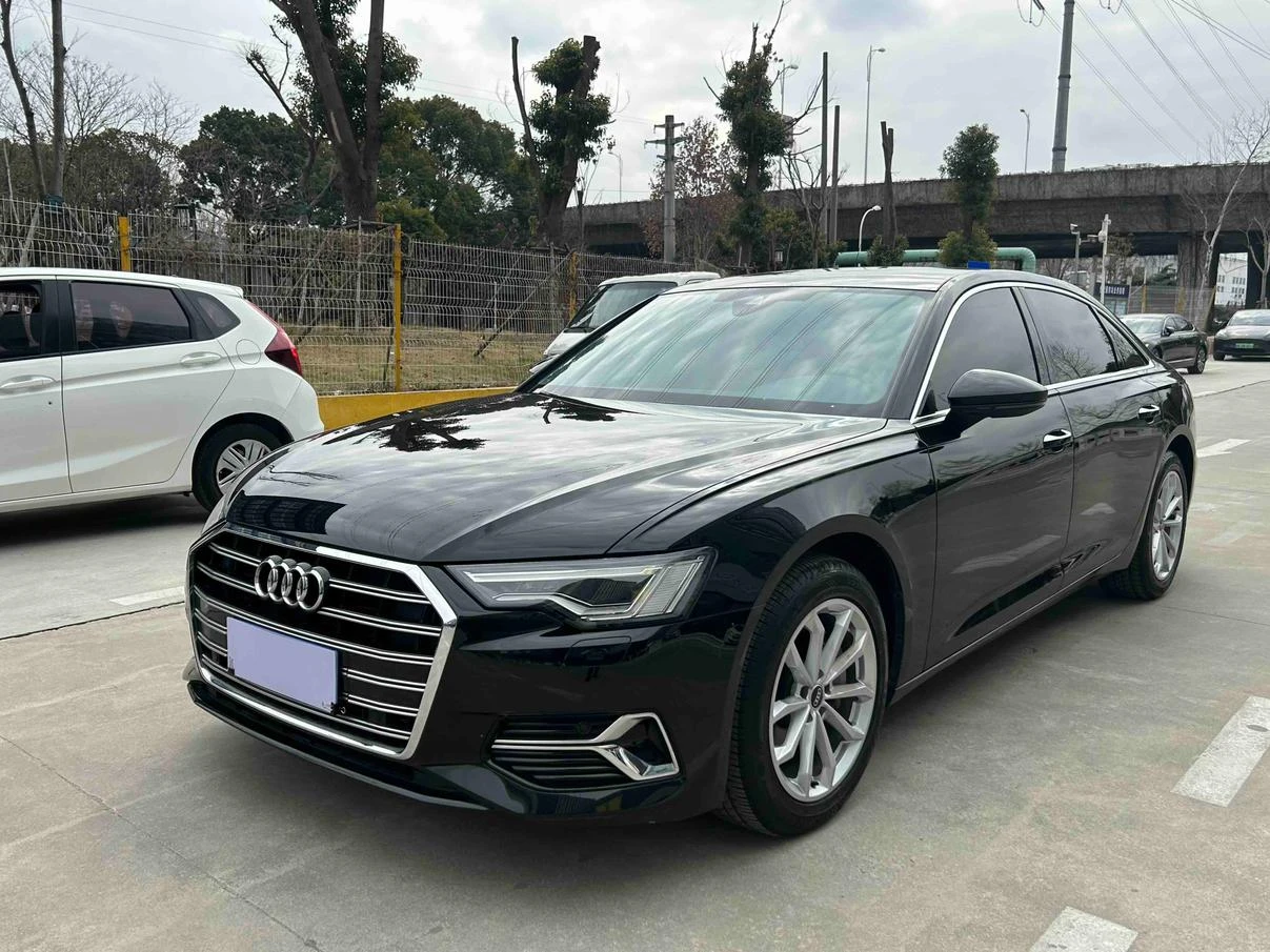 Audi A6L 40 TFSI Luxury Elegance