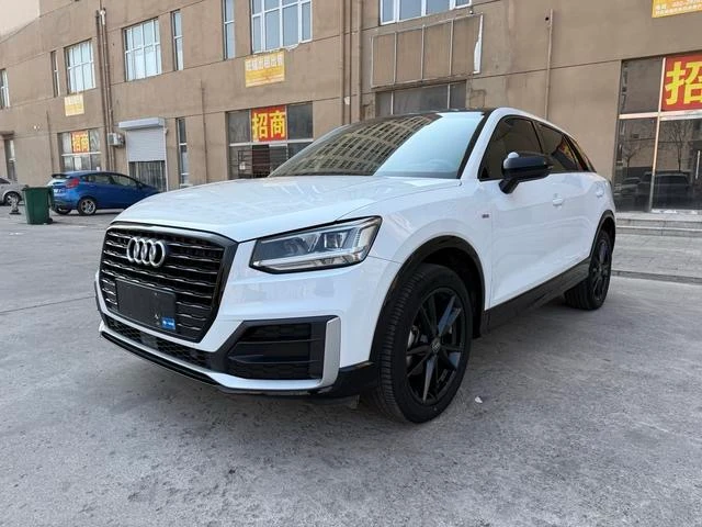 Audi Q2L 35TFSI Premium Dynamic