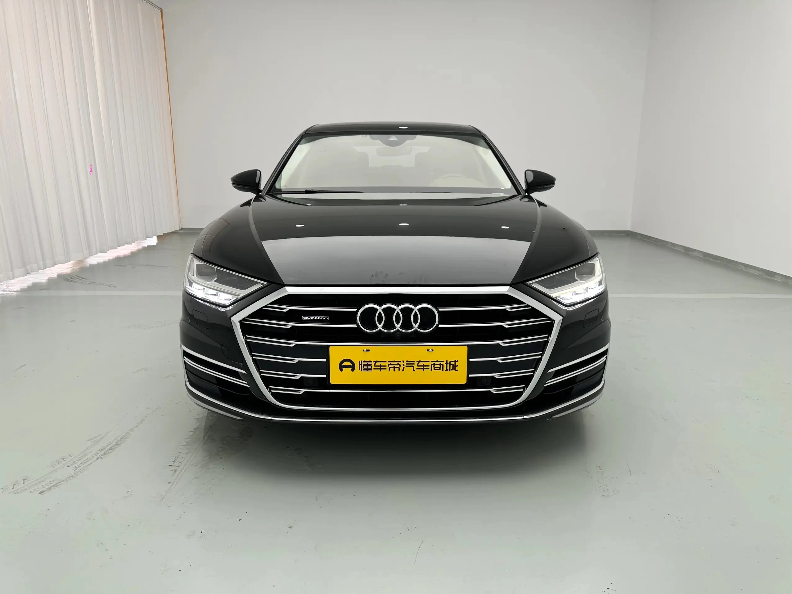 Audi A8L 50 TFSI Luxury Trim - exterior