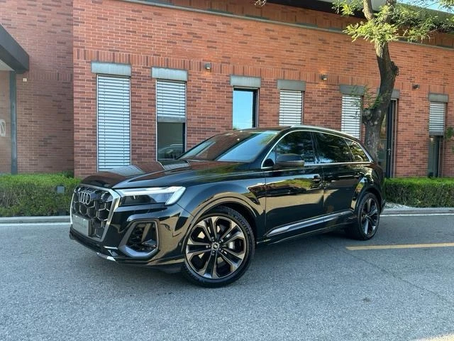 Audi Q7 55 TFSI Sport Trim