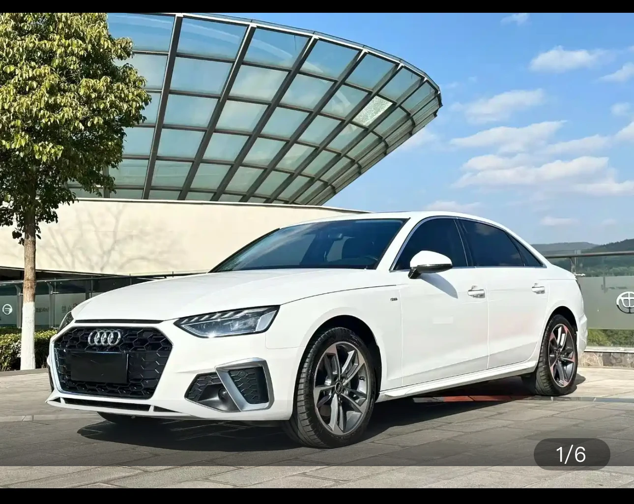 Audi A4L 40 TFSI Fashion Sport Trim