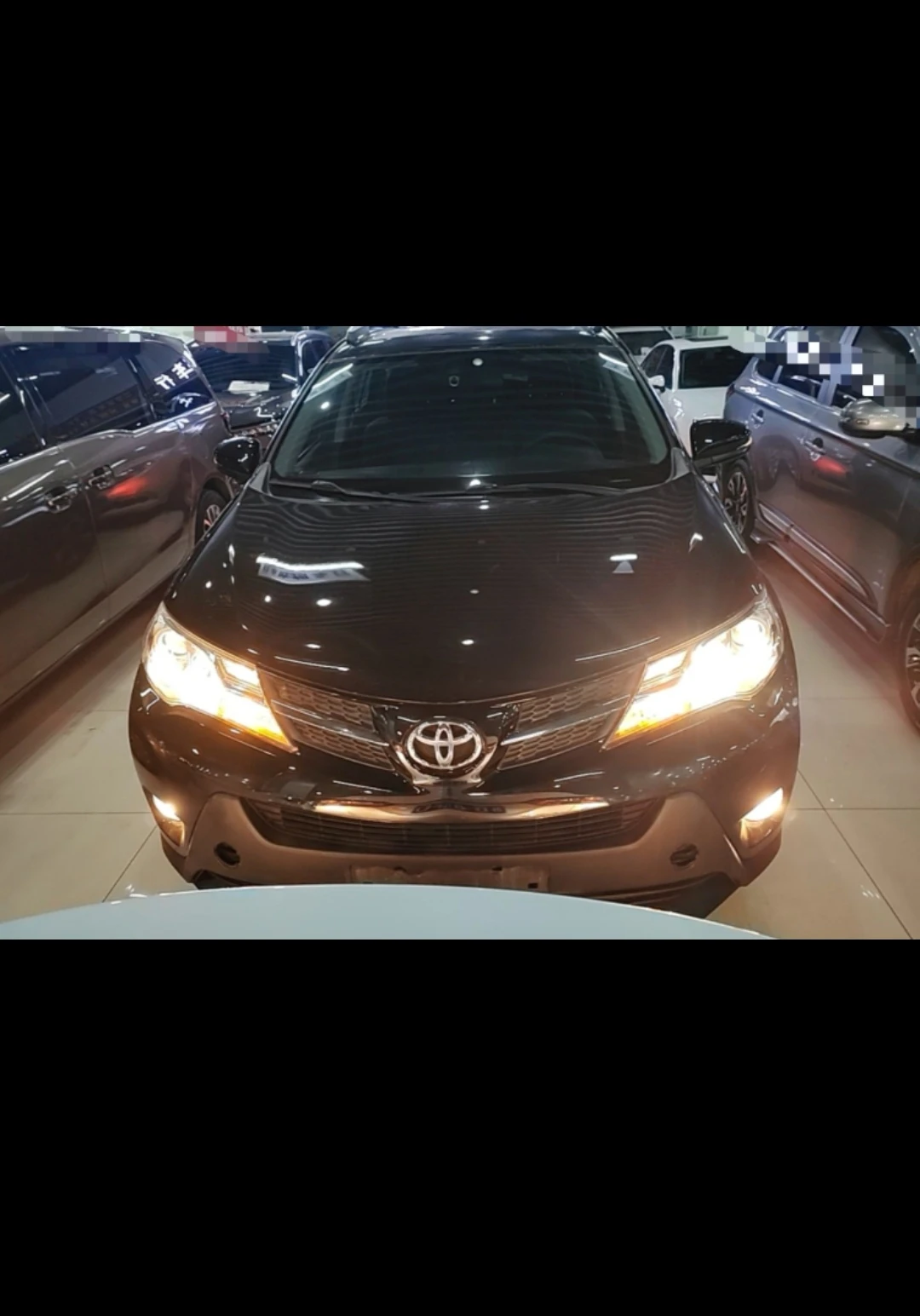 Toyota RAV4 2.0L FWD (Style Trim) - exterior