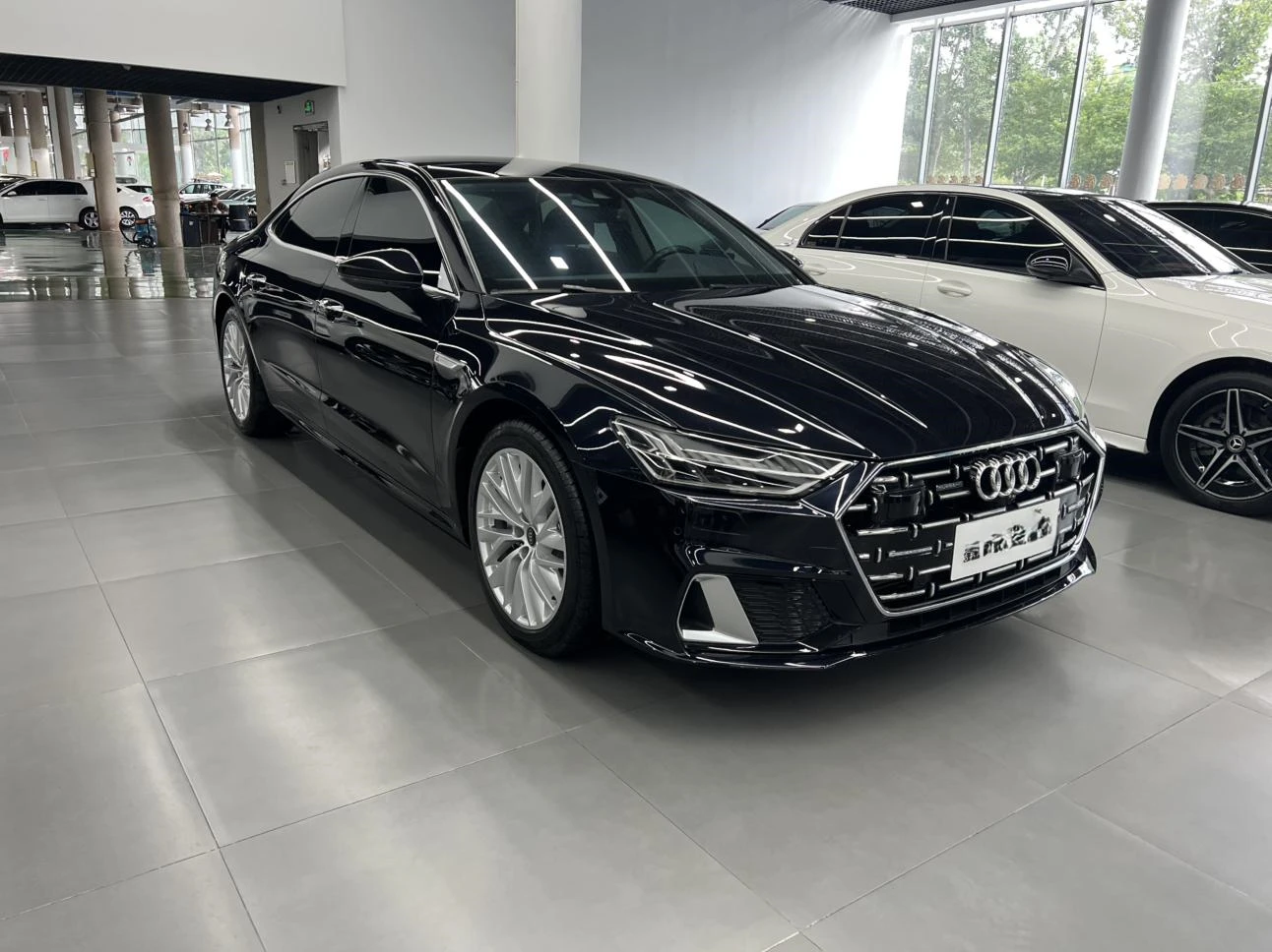 Audi A7L 45 TFSI - exterior