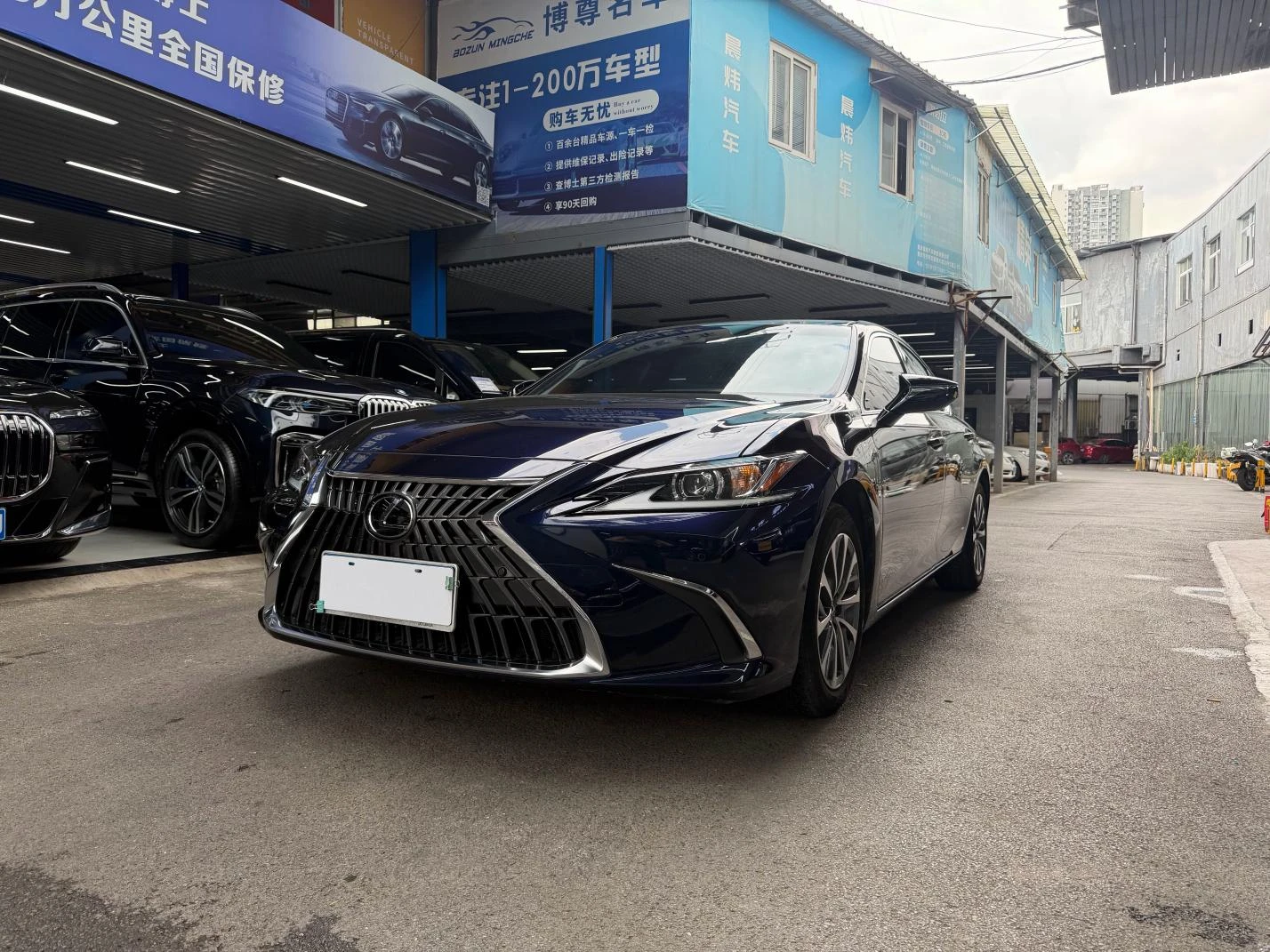 Lexus ES 200 Luxury