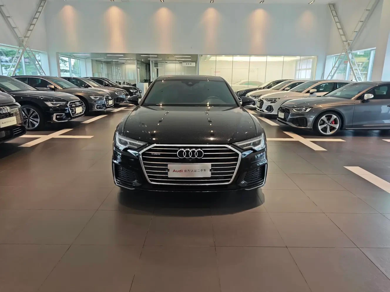 Audi A6L 55 TFSI Premium Dynamic - exterior