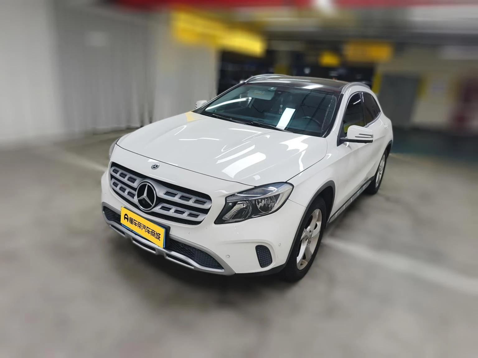 Mercedes-Benz GLA200