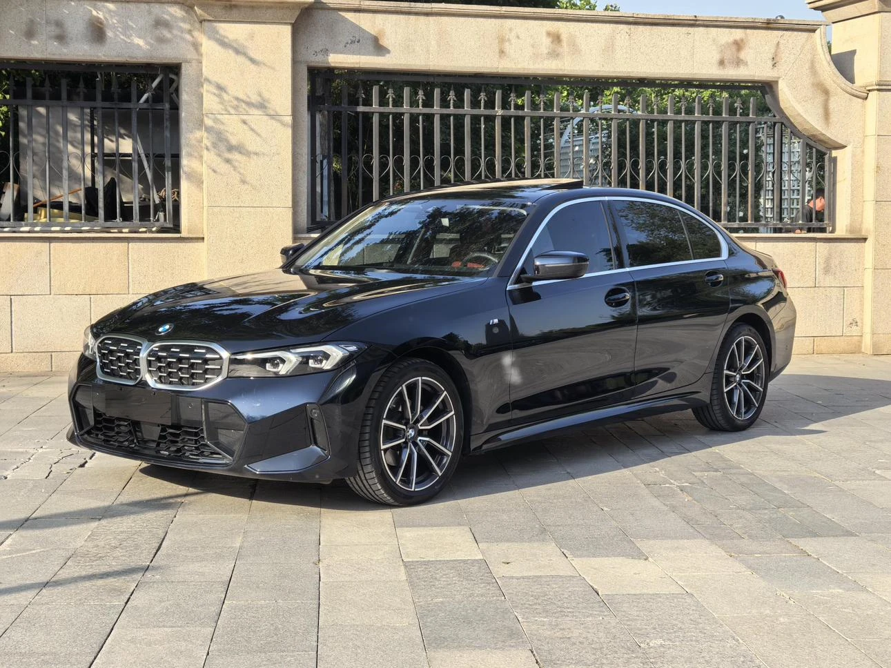 BMW 3 Series 325Li M Sport Package