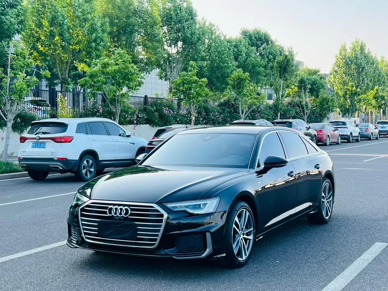 Audi A6L 40 TFSI