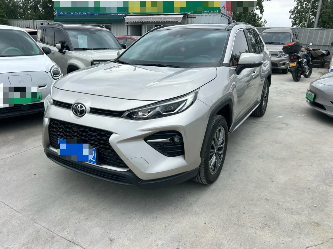 Toyota Wildlander 2.0L Front-Wheel Drive Luxury PLUS Edition
