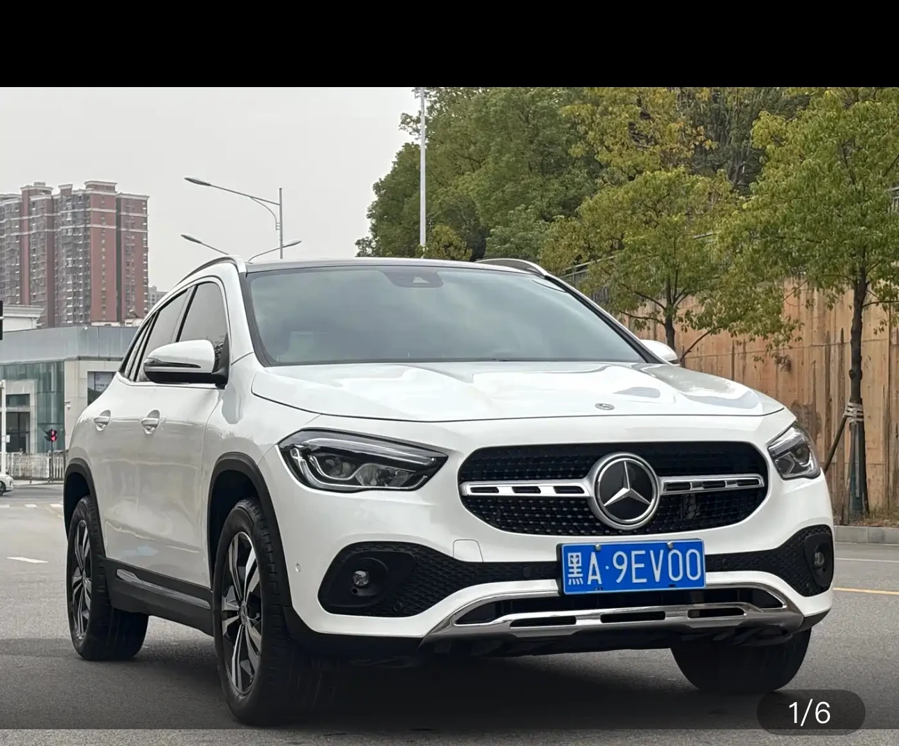 Mercedes-Benz GLA-class 220 - exterior