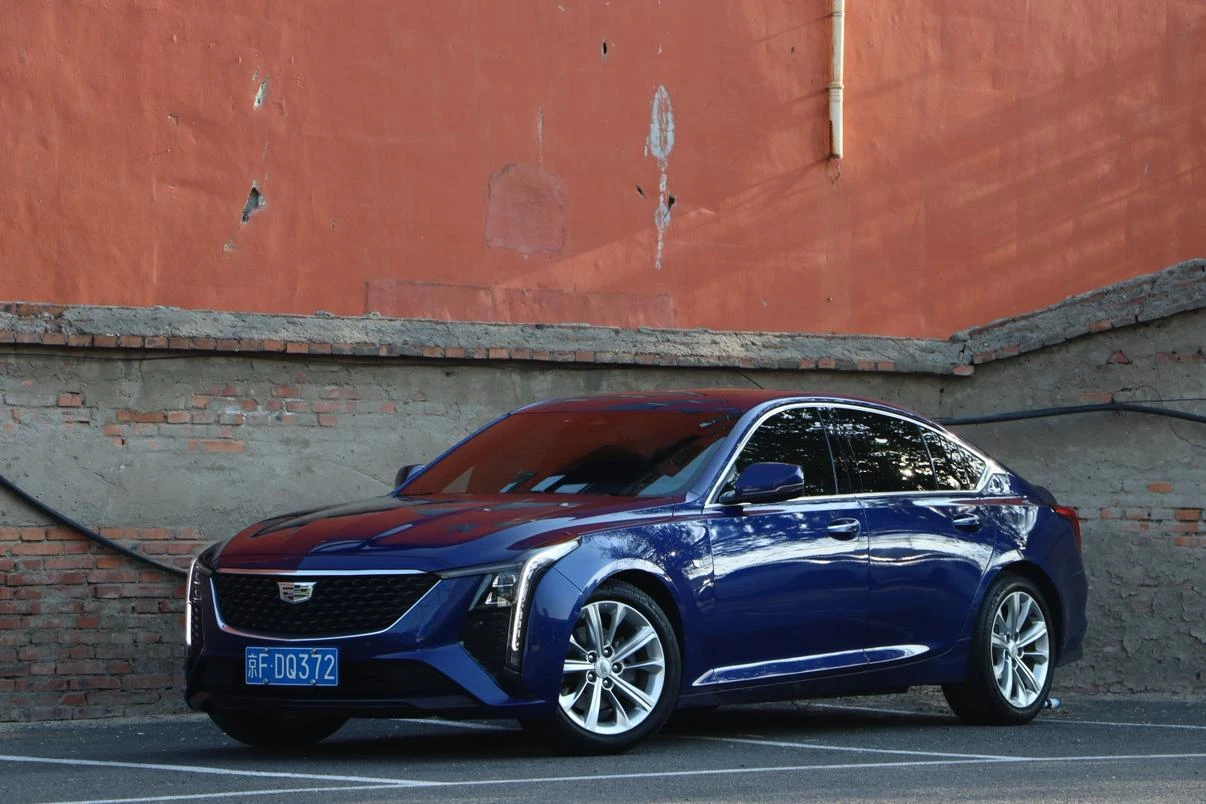 Cadillac CT5 28T Luxury Pro