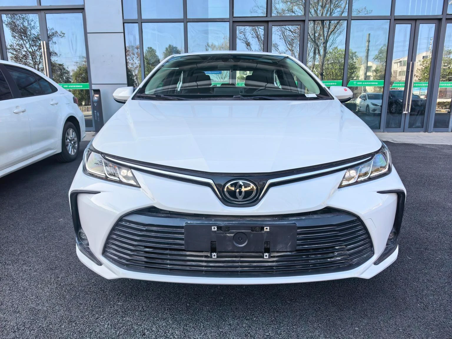 Toyota Corolla 1.2T S-CVT Pioneer Edition - exterior