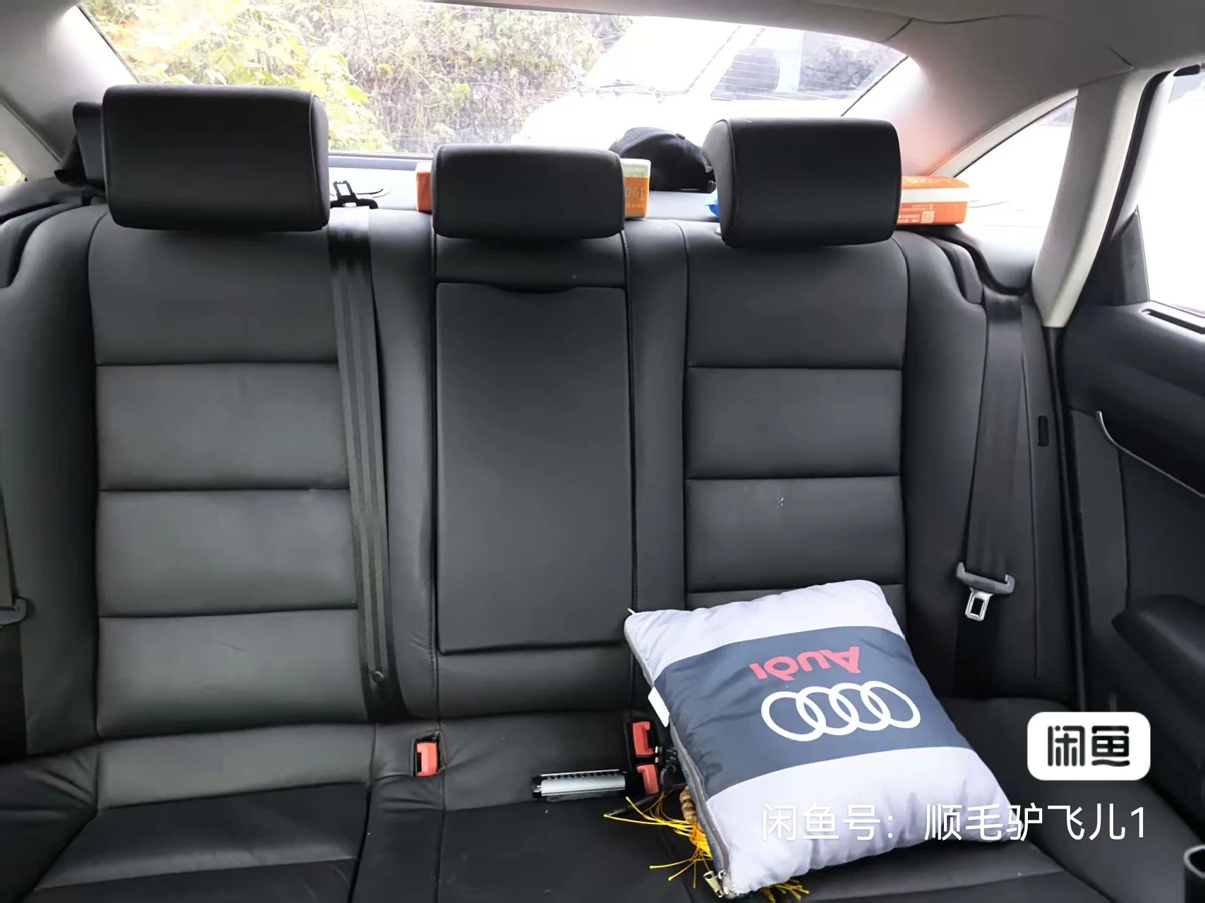 Audi A6L  - interior