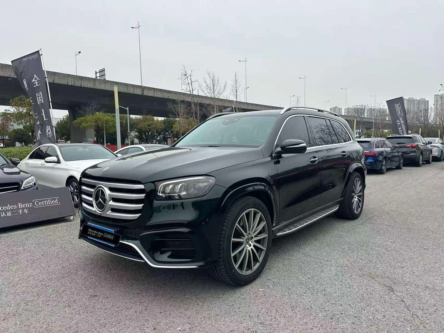 Mercedes-Benz GLS-Class GLS450 4MATIC - exterior