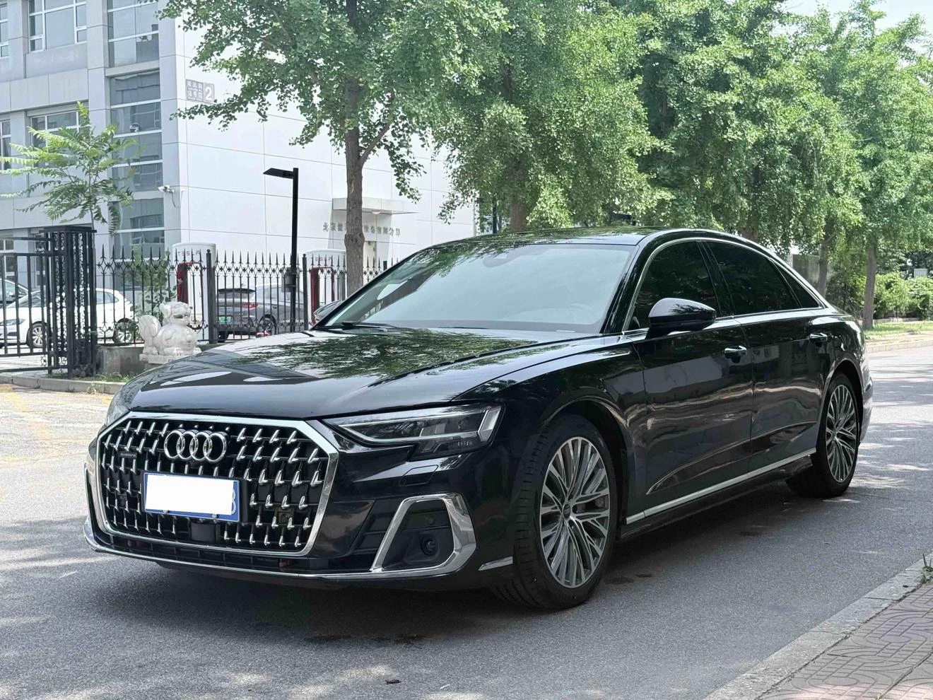 Audi A8 50 TFSI quattro
