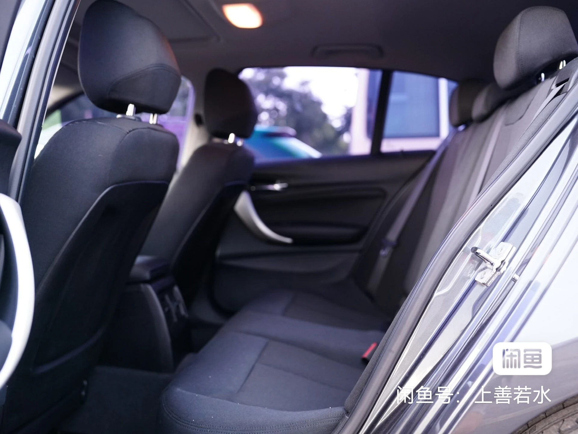 BMW 118 - interior
