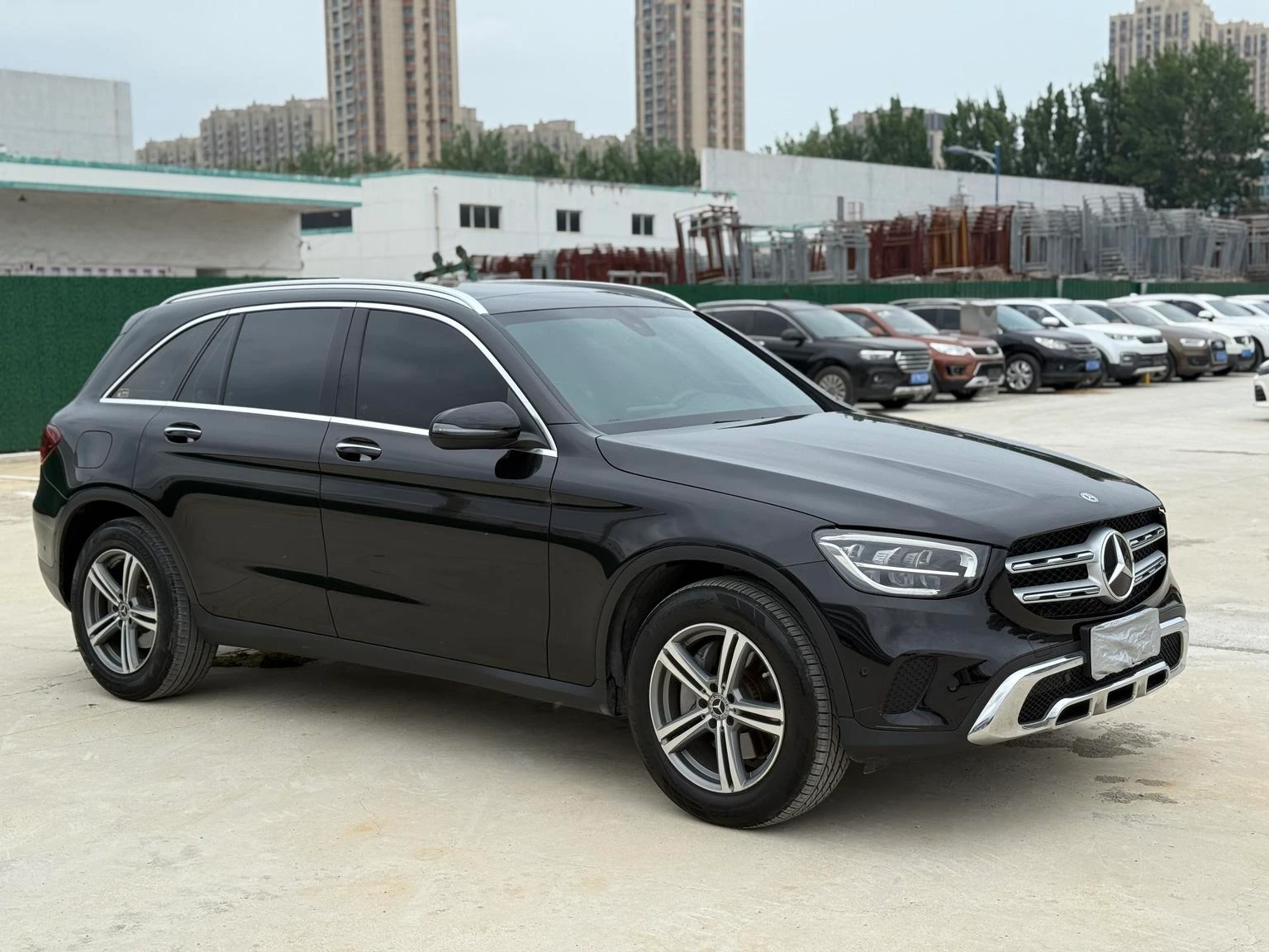 Mercedes-Benz GLC-Class  260 L 4MATIC - exterior