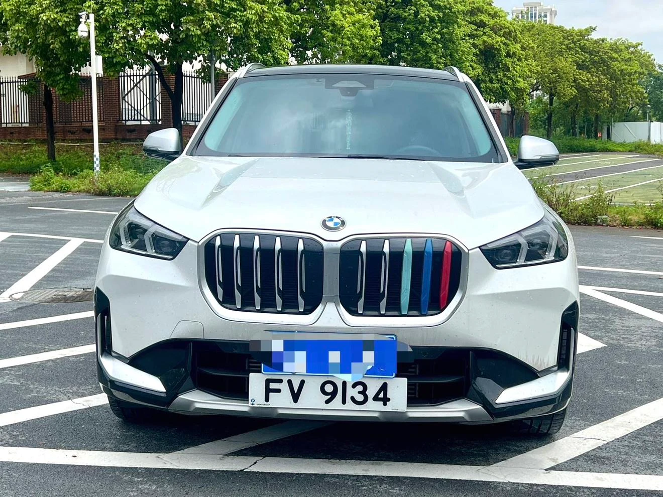 BMW X1 sDrive25Li X Design Package - exterior