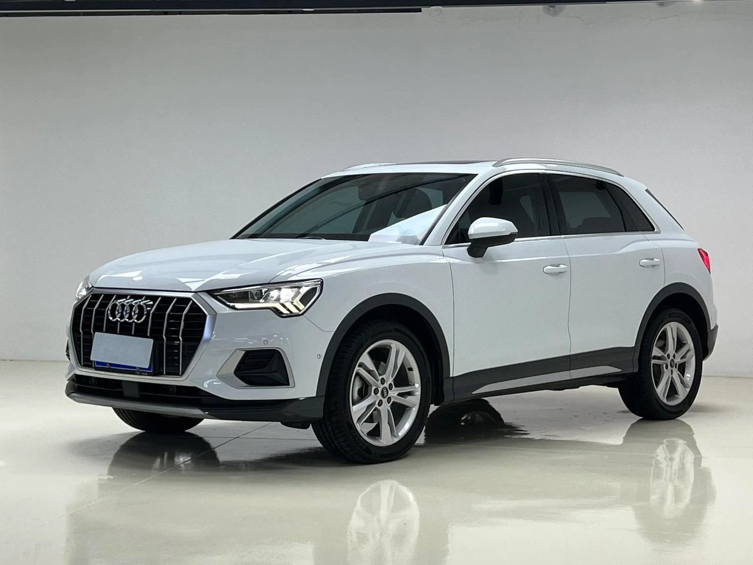 Audi Q3 35 TFSI Fashion Elegant Trim - exterior