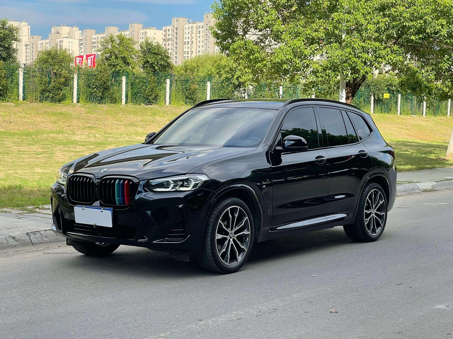 BMW X3 xDrive30i Leading M Night Edition Package - exterior