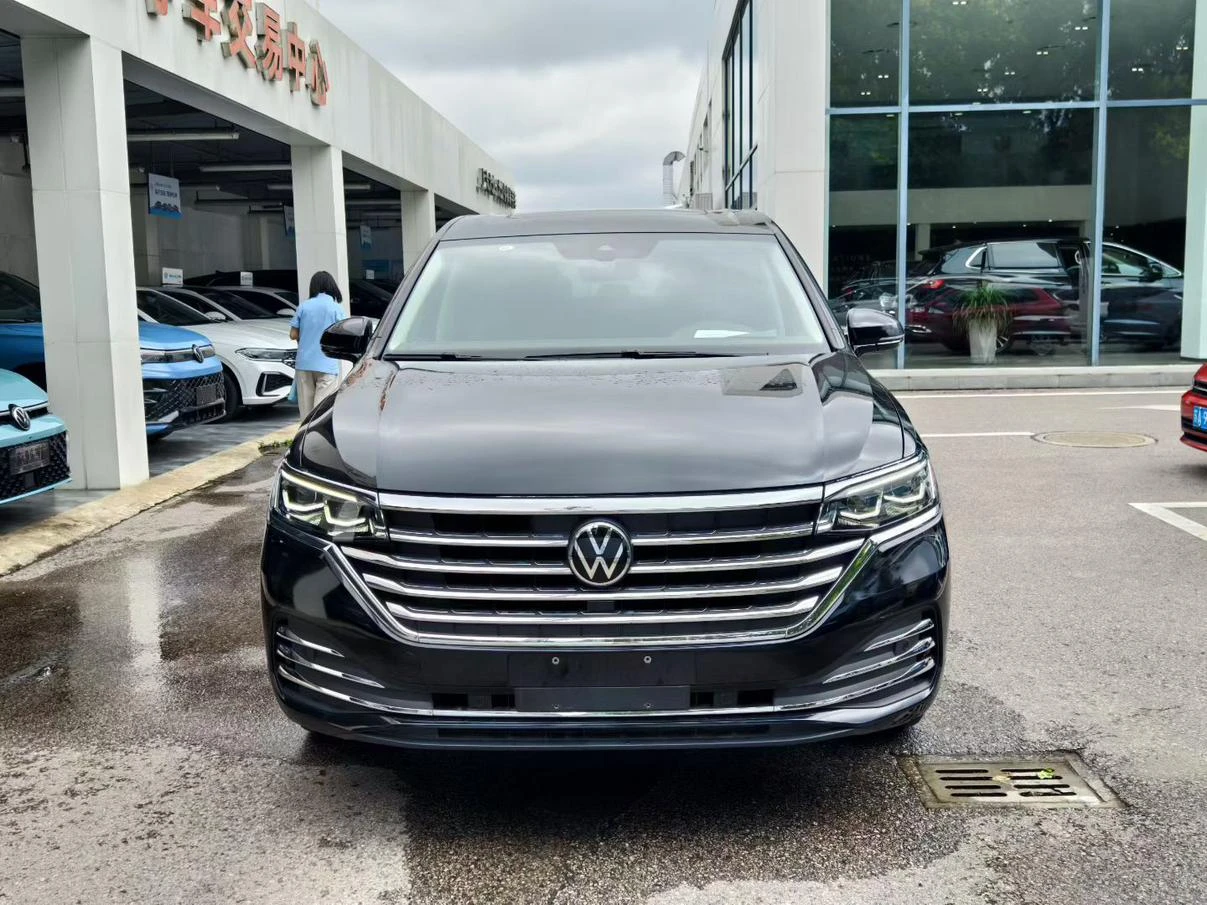 Volkswagen Viloran 380TSI Prestige Edition - exterior