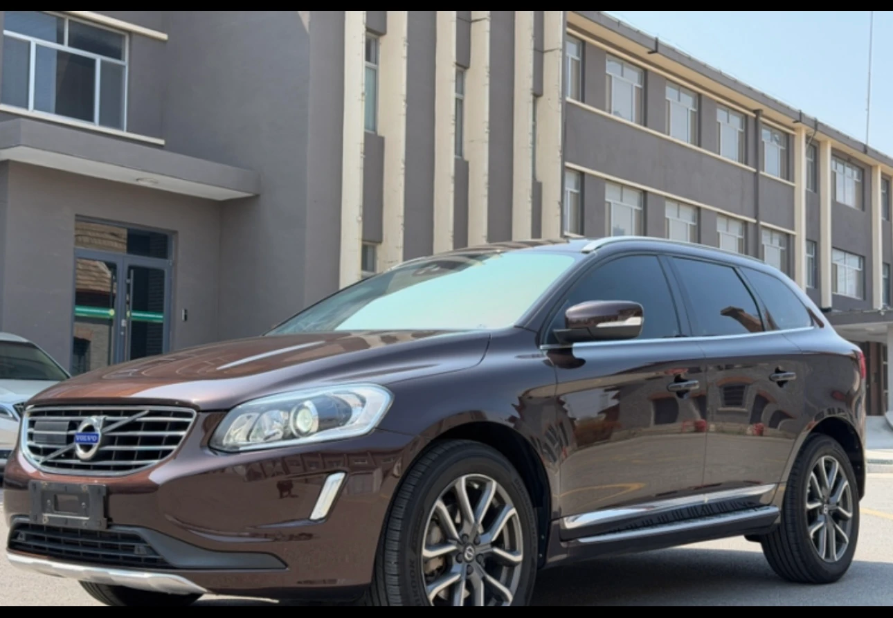 Volvo XC60 T5 AWD 