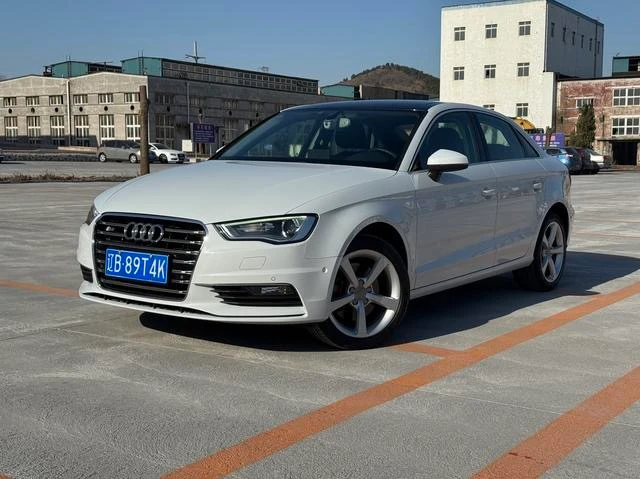 Audi A3 40TFSI Automatic Luxury Trim