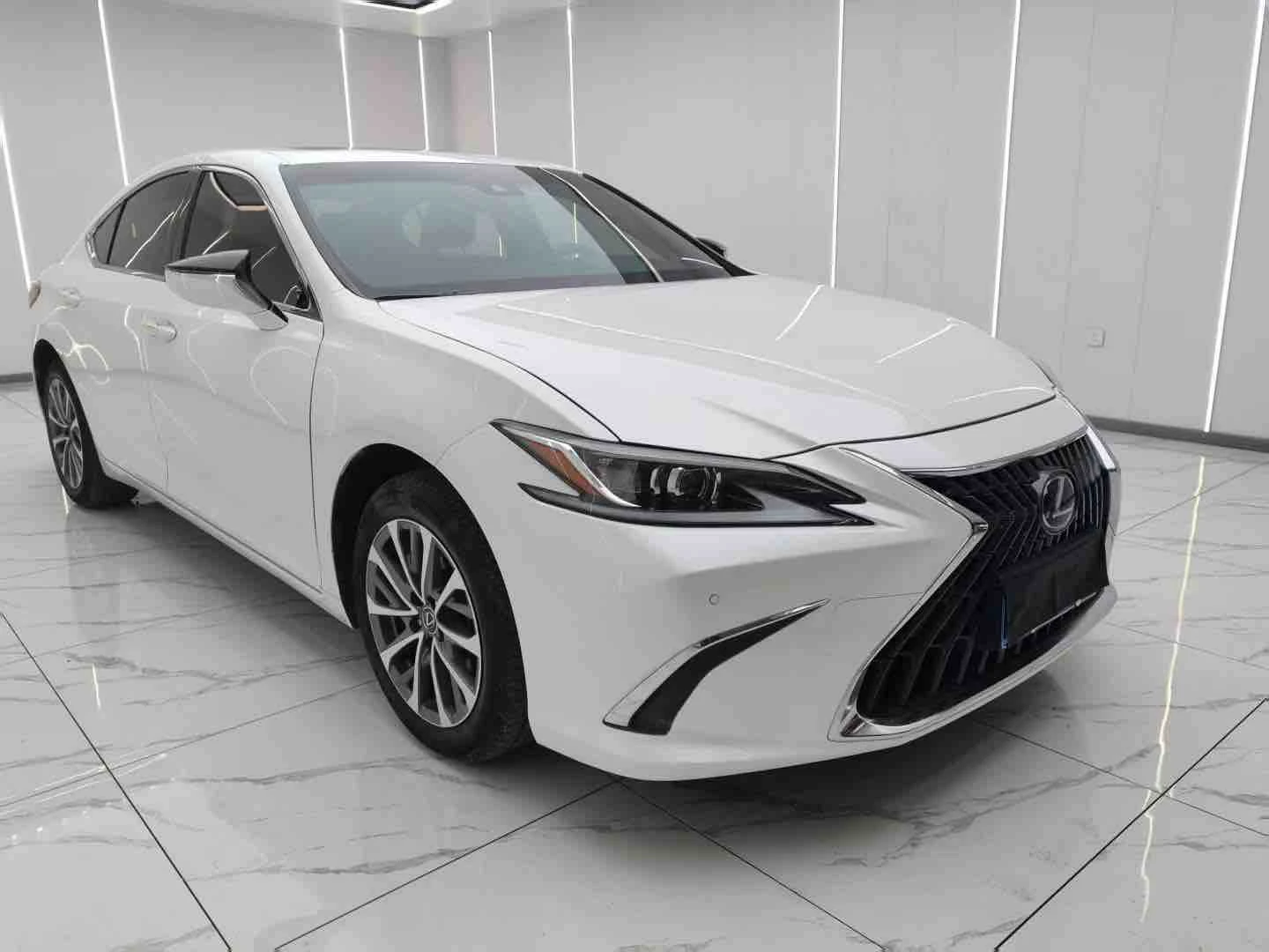 Lexus ES  200 Executive