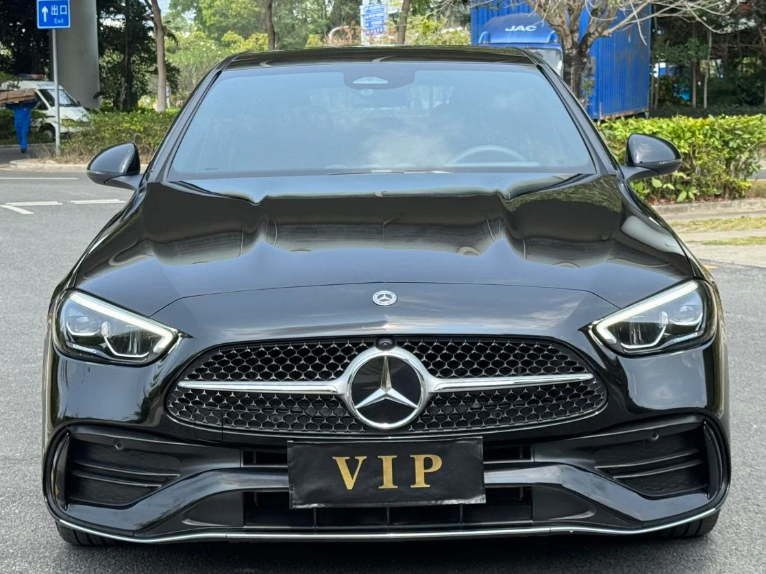 Mercedes-Benz C-Class  260 L Sport