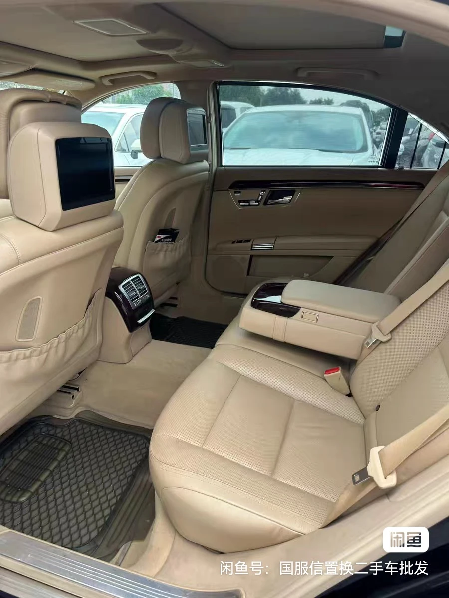 Mercedes-Benz S400L  - interior