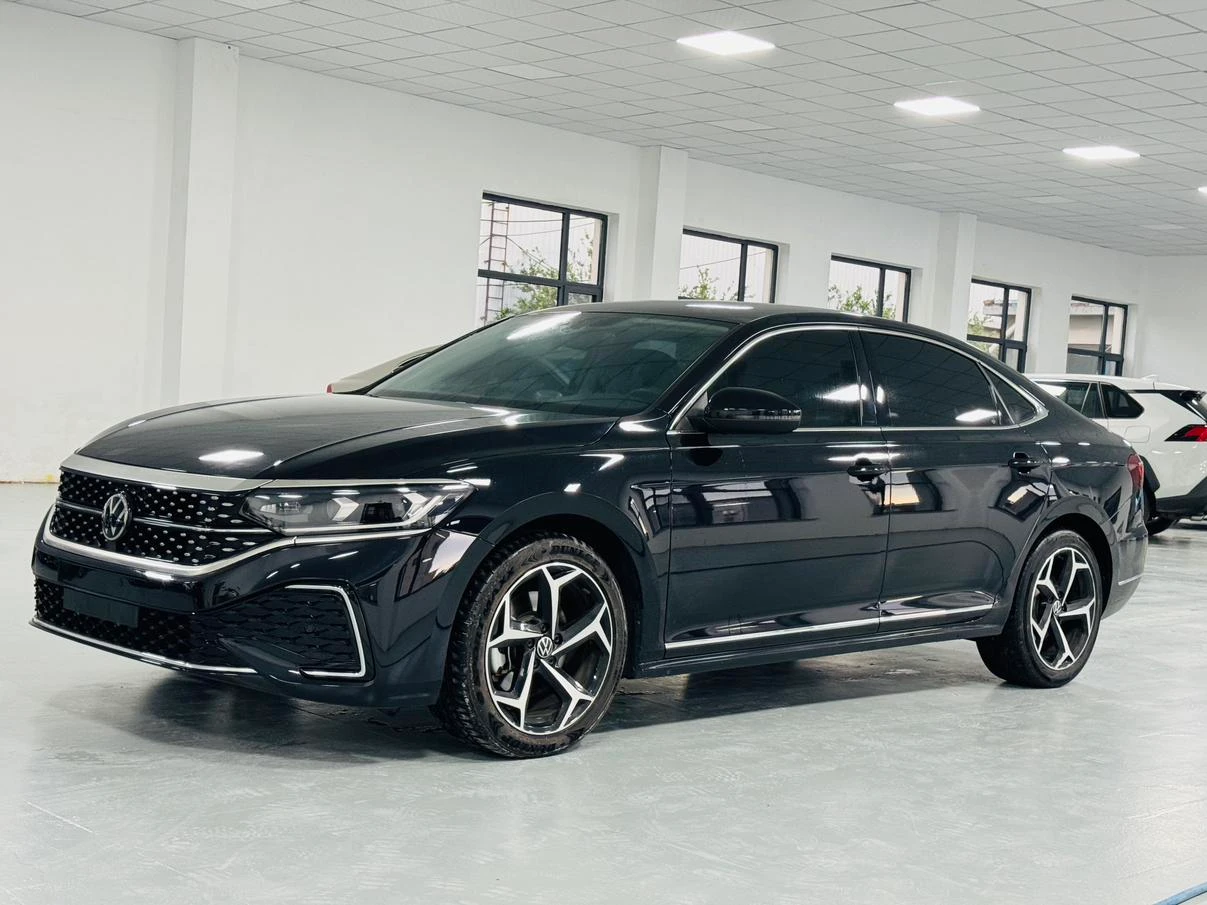 Volkswagen Passat 380TSI Starry Elite Edition