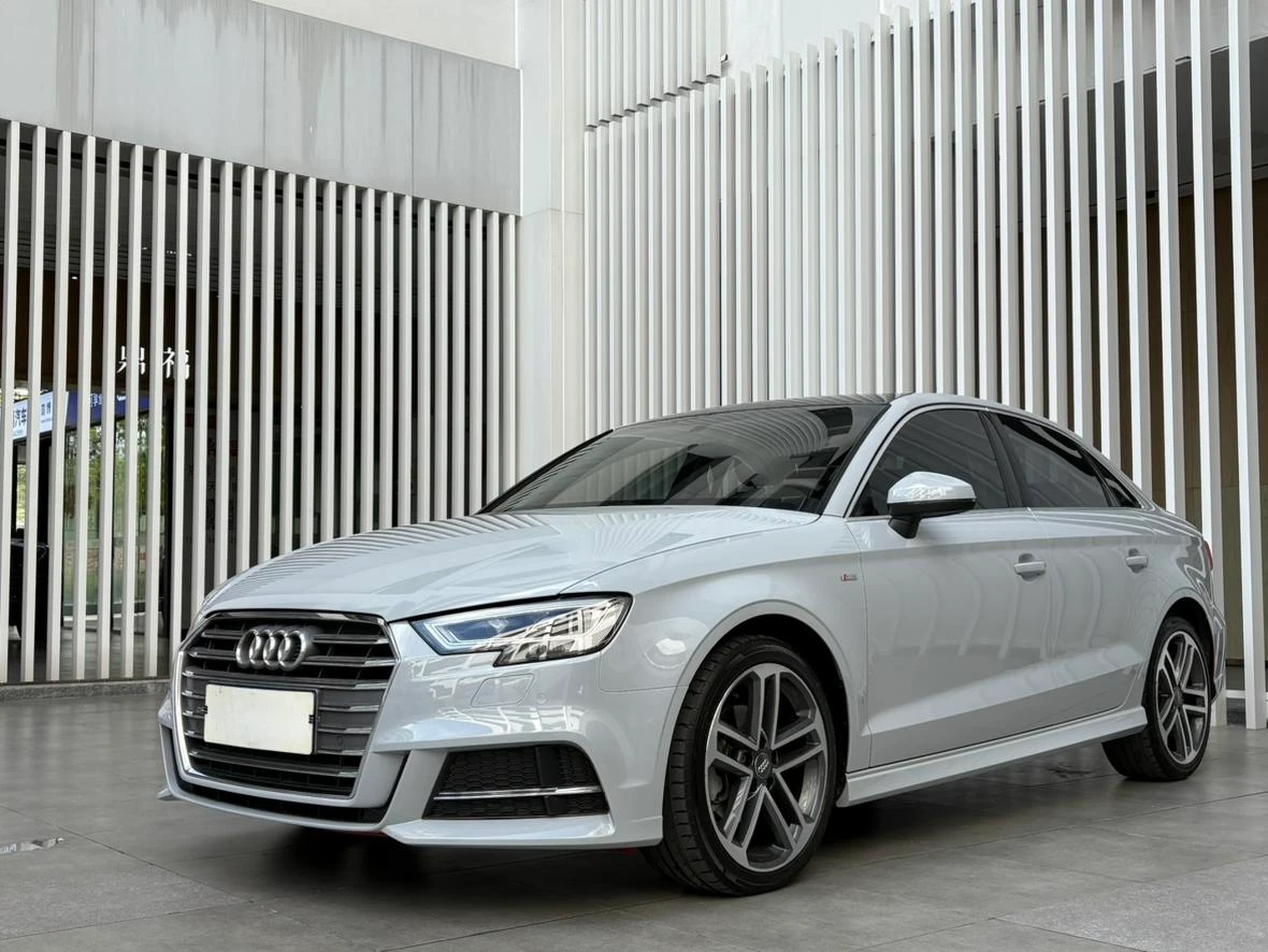 Audi A3 Limousine 35 TFSI - exterior