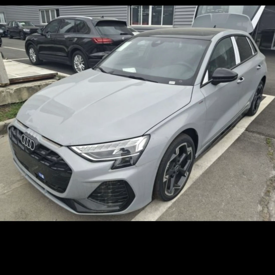 Audi A3L 35 TFSI  Luxury Premium Flying Edition