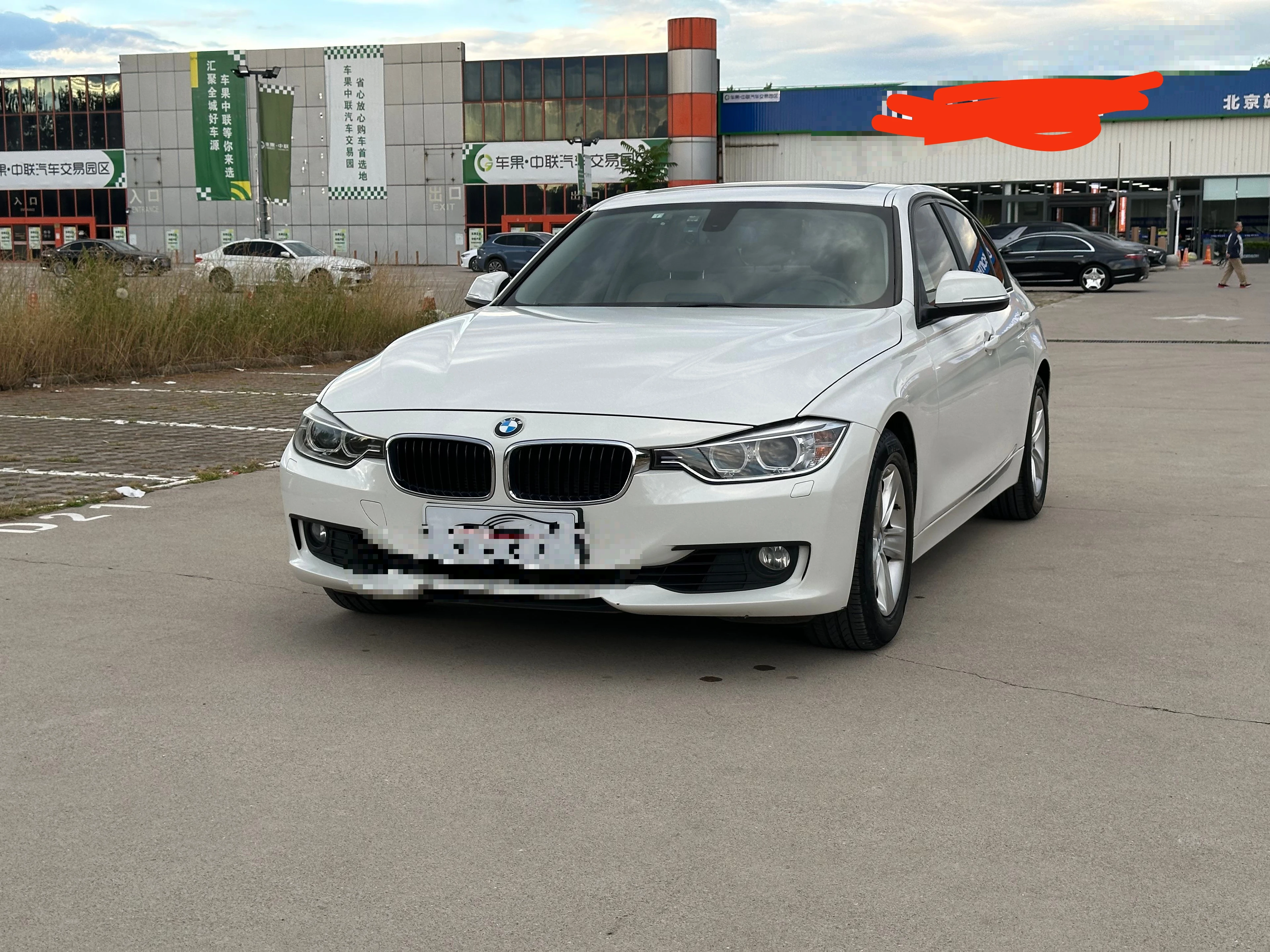 BMW 320i 