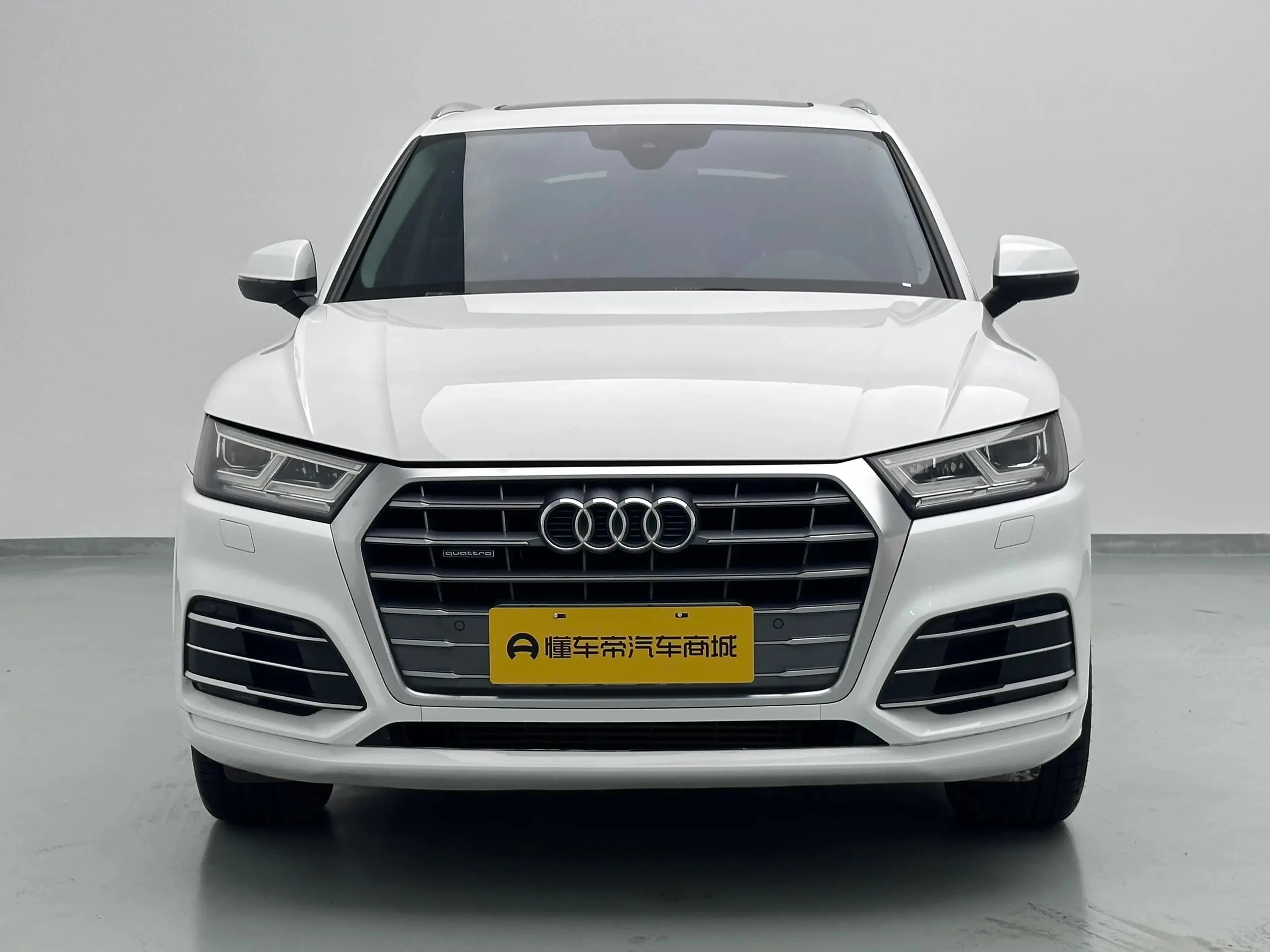 Audi Q5L 40 TFSI  - exterior