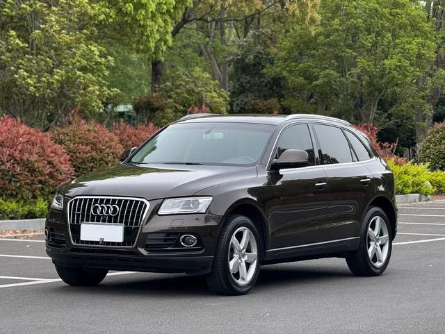 Audi Q5 40TFSI Technology