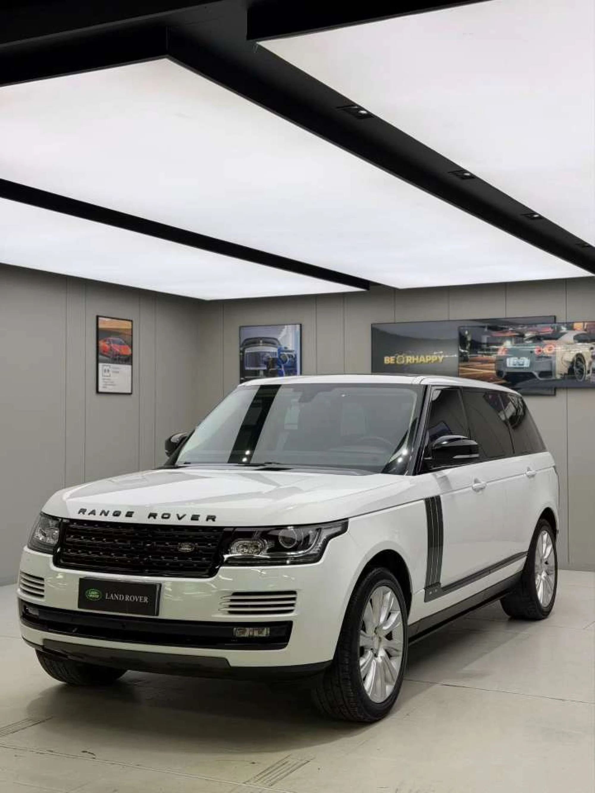 Land Rover Range Rover 3.0L SC V6 Autobiography LWB