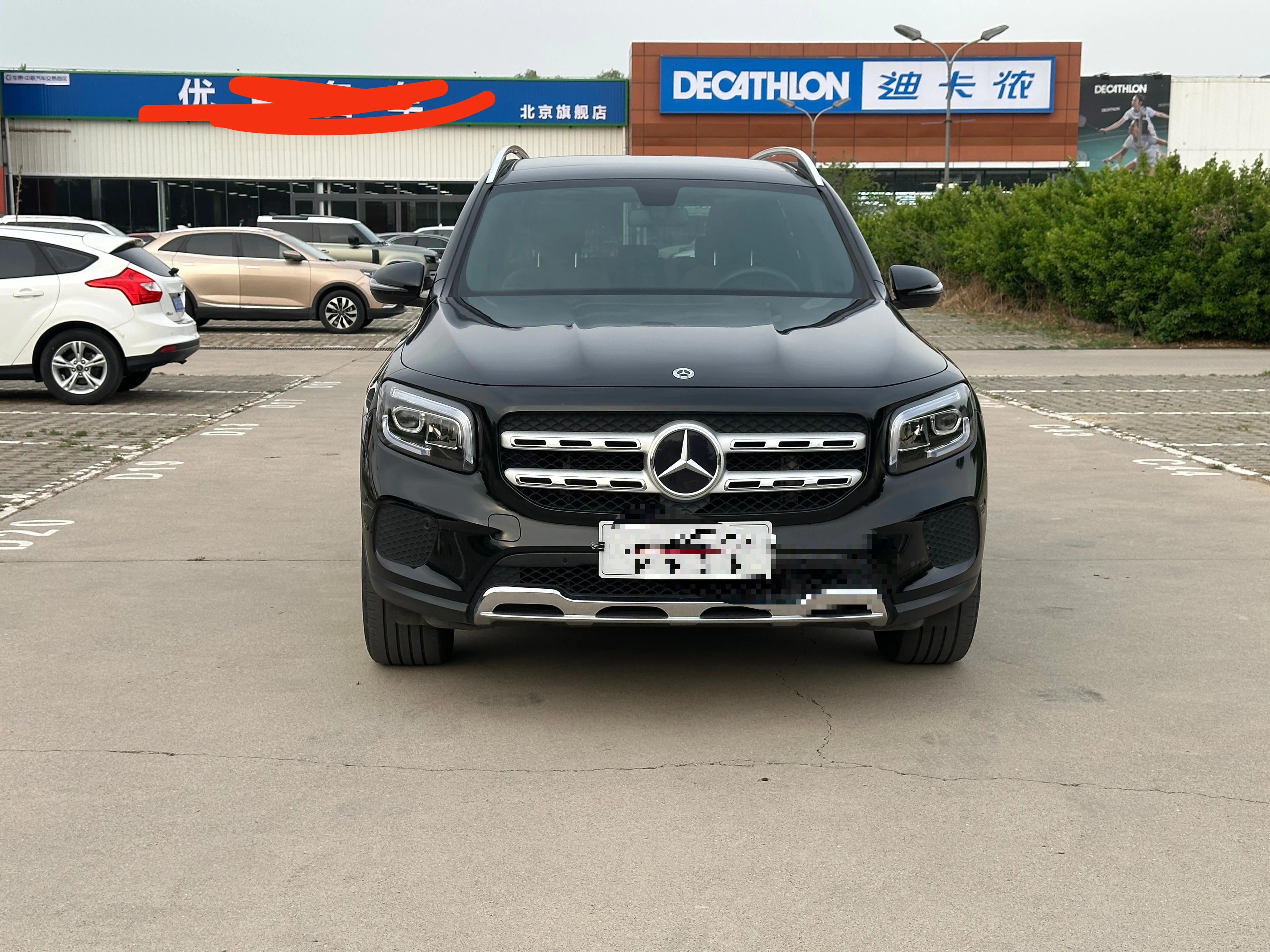 Mercedes-Benz GLB  200 - exterior