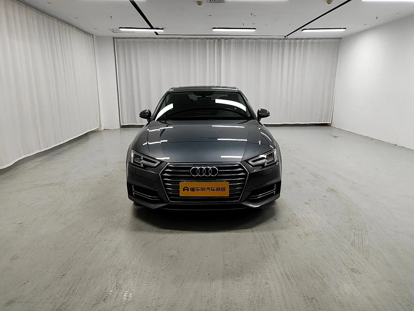 Audi A4L 40 TFSI 30th Anniversary Edition  - exterior