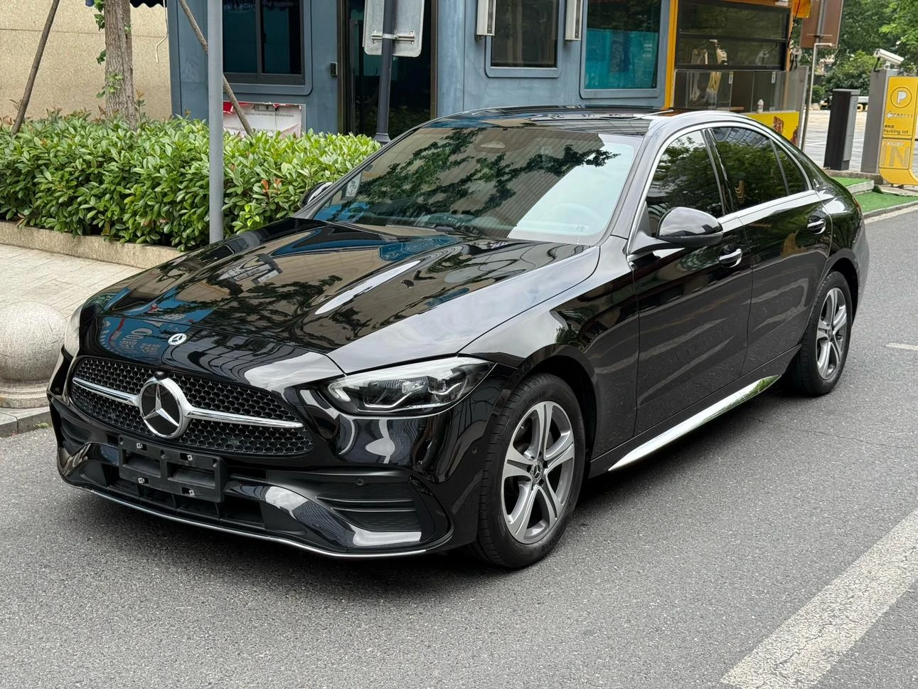 Mercedes-Benz C-Class  200 L Sport
